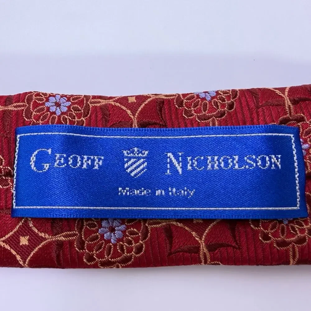 NWT Geoff Nicholson 100% Silk Tie Red Gold Floral Medallion Made in Italy
